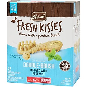 Merrick Fresh Kisses Double-Brush Mint Breath Strip Infused Medium Dental Dog Treats, 22 count