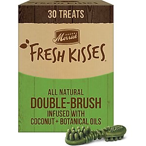 Merrick Fresh Kisses Double-Brush Mint Breath Strip Infused Medium Dental Dog Treats