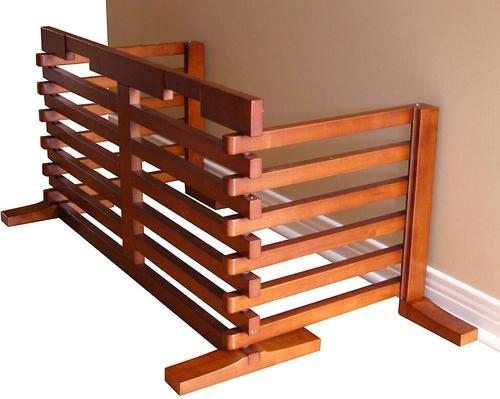 Show full view: Merry Products Gate-n-Crate Folding Convertible Dog & Cat Gate, 29-in slide 3 of 8