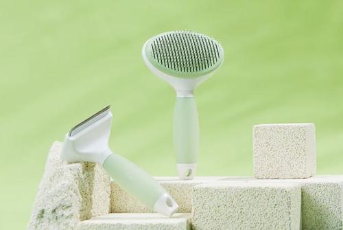 Show full view: Michu Cream Dog, Cat & Small Pet Brush, Green slide 6 of 11