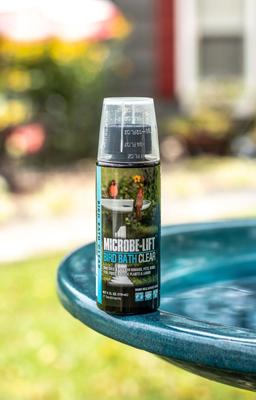 Show full view: Microbe-Lift Bird Bath Clear Solution, 4-oz bottle slide 2 of 9