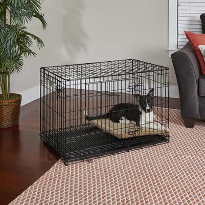 Show full view: MidWest Curved Latch Dog Crate Floor Grid, Black, Intermediate slide 5 of 7
