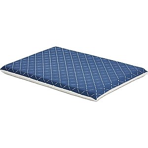 MidWest QuietTime Couture Paxton Reversible Dog Crate Mat, Blue / White Fleece, Intermediate