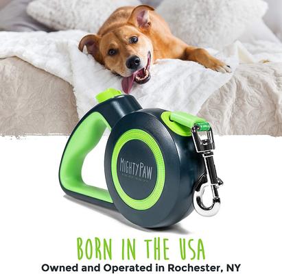 Show full view: Mighty Paw Retractable 2.0 Dog Leash, Green, Lite slide 9 of 10