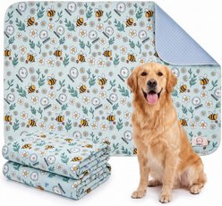 MISOKO Reusable & Washable Dog Pee Pads with Bees, Blue, 2 count, 31.5 x 55.1-in