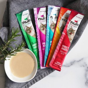 Nulo Freestyle Perfect Purees Variety Pack Grain-Free Lickable Cat Treats, 0.5-oz, pack of 10