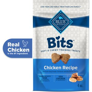 Blue Buffalo Blue Bits Tasty Chicken Recipe Soft-Moist Training Dog Treats, 4-oz bag