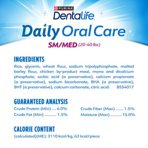 DentaLife Daily Oral Care Chicken Flavor Small/Medium Adult Dental Dog Treats, 40 count