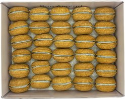 Bonne et Filou Handmade Birthday Cake Human-Grade Macaron Dog Treats, 40 count