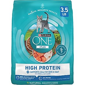 Purina ONE Plus Skin & Coat Health Formula Natural Salmon & Ocean Whitefish High Protein Dry Cat Food, 3.5-lb bag