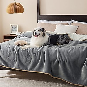 Bedsure Waterproof Sherpa Fleece Reversible Furniture Protector Dog & Cat Throw Blanket, Grey, King