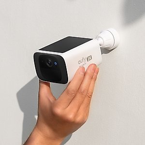 Eufy SoloCam S220 Solar-Powered Dog & Cat Camera