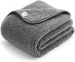 Allisandro Ultra Soft Fluffy Sherpa Cat & Dog Blanket, Grey, 40 x 32-in