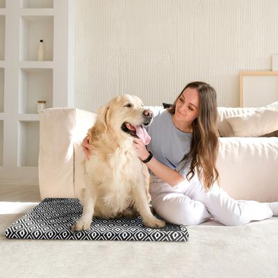 Show full view: Elle Elegant Design Dog & Cat Crate Mat, Black slide 3 of 7