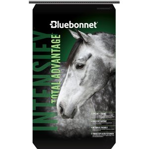 Bluebonnet Feeds Intensify Total Advantage Complete Low Starch Horse Feed, 50-lb bag