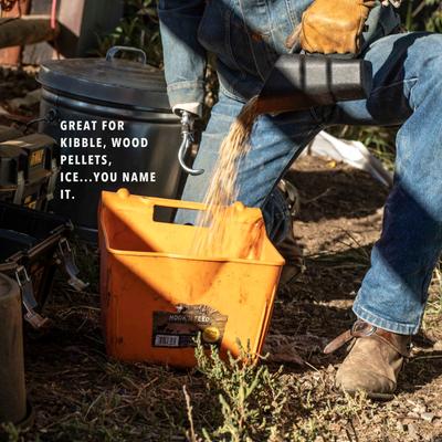 Show full view: GUNNER Dog Food Scoop, Black slide 5 of 5