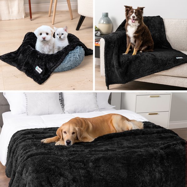 Show full view: PetAmi Fluffy Waterproof Cat & Dog Blanket, Black, Medium  slide 5 of 10