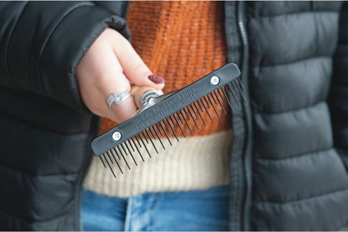 Show full view: Weaver Livestock Mini Fluffer Livestock Comb, Black slide 5 of 7