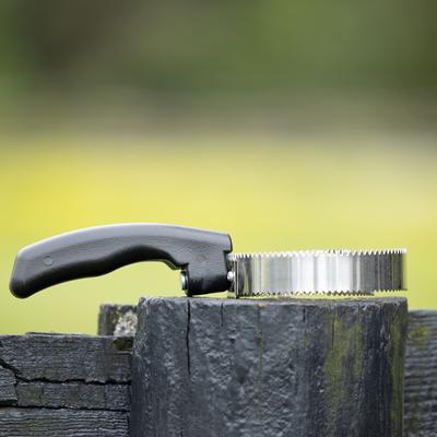 Show full view: Horze Reversible Metal Curry Horse Comb, Black slide 2 of 4