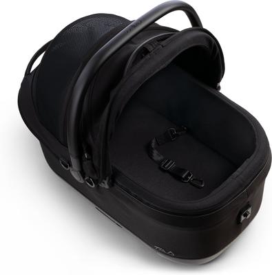 Show full view: Tavo Pets Maeve iso Travel System Dog & Cat Car Seat, Onyx, iso6x slide 4 of 11