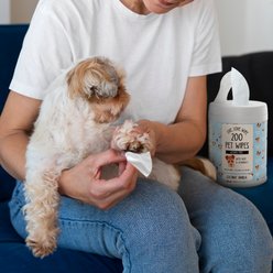 Precious Tails Live. Love. Wash. Dog Grooming Wipes, Coconut Vanilla Scented, 200 count slide 2 of 6