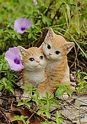 Hi-Line Gift Hugging Kittens Statue, 6.77-in, Orange