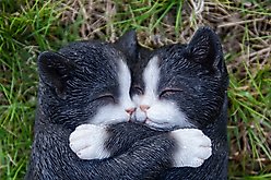 Hi-Line Gift Sleeping Couple Cat Statue, 3-in, Black & White slide 2 of 7