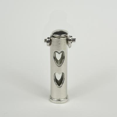 Show full view: The Key Chain Urn Company Heart Design Keepsake Urn, Silver/Clear slide 2 of 9