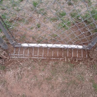 Show full view: Dig Defence No-Dig Gate Plate Dog Barrier, 4 count slide 9 of 10