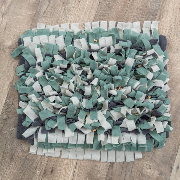 TRIXIE Snuffle Mat Level 1 Enrichment Interactive Feeding Game Slow Feeder Foraging Training Dog Puzzle Toy, Green\/Gray