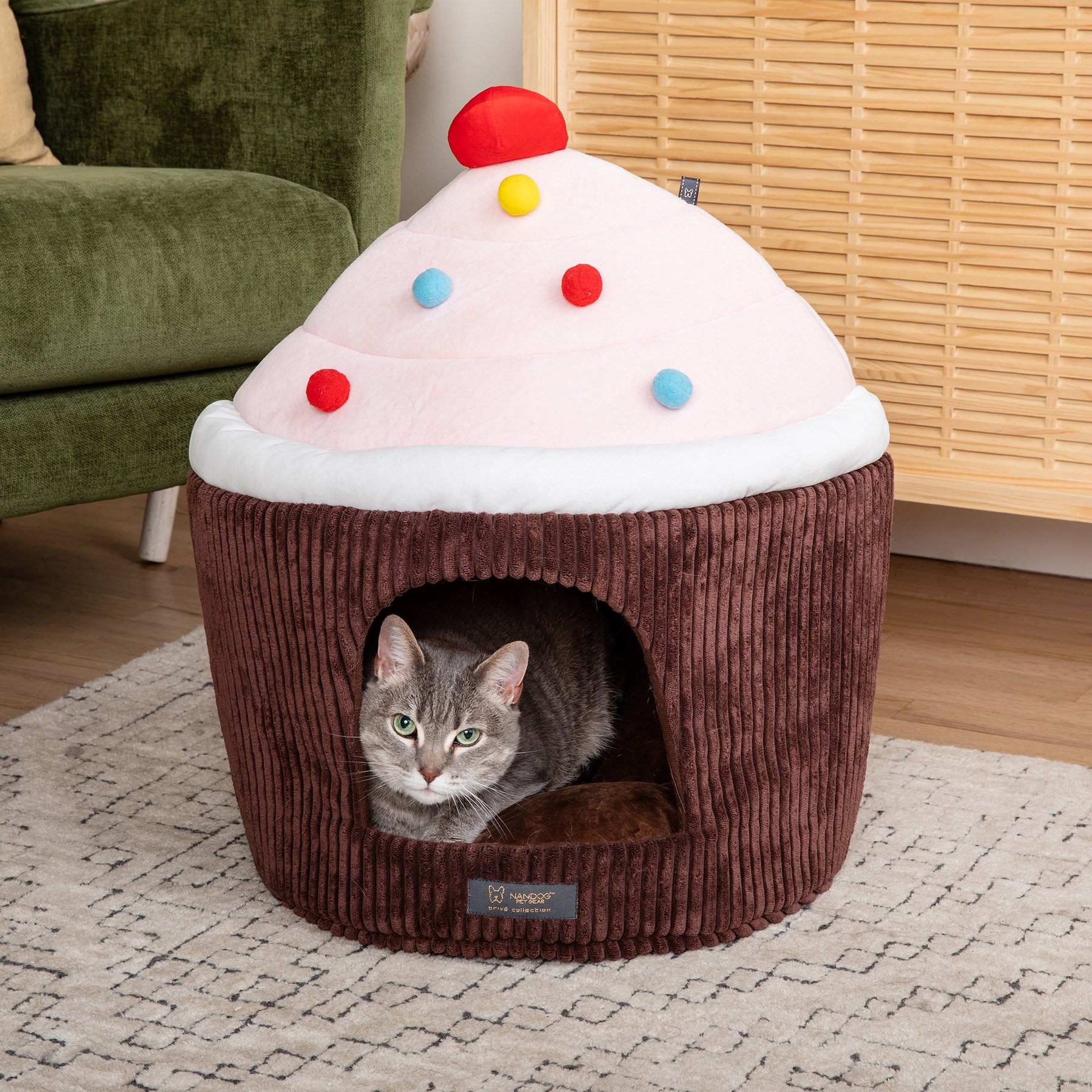 Nandog Prive Collection Chocolate Cupcake Dog & Cat Bed