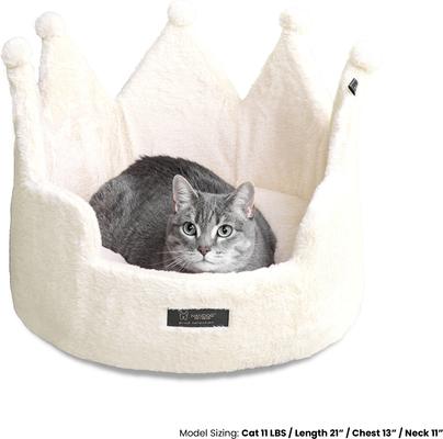 Show full view: Nandog Prive Collection Crown Cloud Dog & Cat Bed, Royal Ivory slide 2 of 7