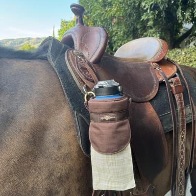 Show full view: Kensington Protective Products Deluxe Bottle Holder, Desert Sand slide 4 of 6