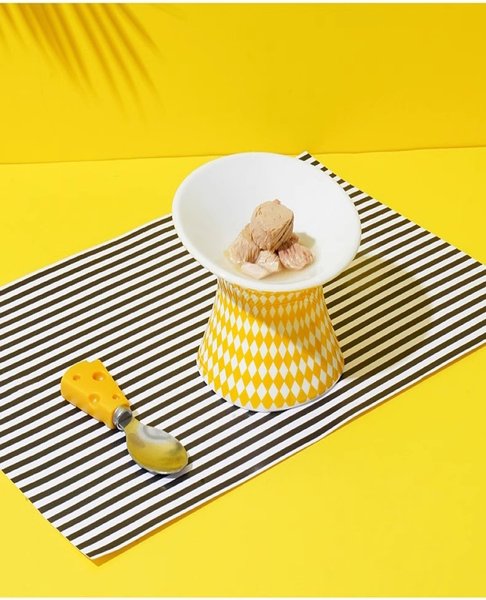 ZEZE Diamond-Shaped Ceramic Elevated Dog Bowl