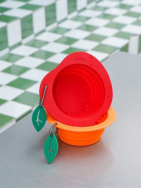 Show full view: ZEZE Collapsible Silicone Dog Bowl, Red, 3-cup slide 5 of 7
