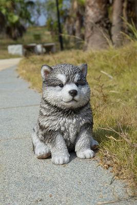 Show full view: Hi-Line Gift Malamute Puppy Sitting Statue, 6.5-in slide 6 of 9