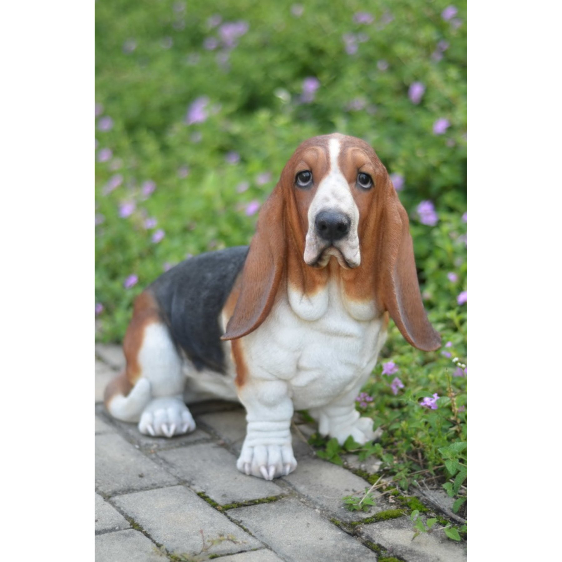 Hi-Line Gift Basset Hound Statue, 16-in