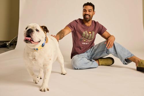 Show full view: LIFE IS GOOD Men's Hiking Through the Woods Crusher Tee, X-Large slide 6 of 7