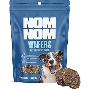 Nom Nom Beef & Blueberry Wafers Dehydrated Dog Treats, 7-oz pouch