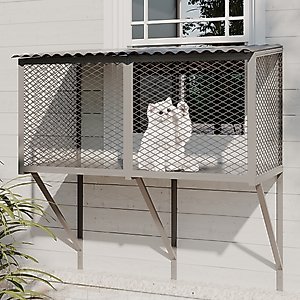PawHut Wooden Outdoor Feral Cat House & Tree