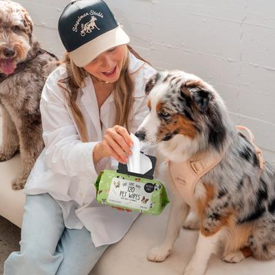 Show full view: Precious Tails Live. Love. Wash. Dog Grooming Wipes, Cucumber Aloe Scented, 120 count slide 4 of 6