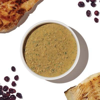 Show full view: The Honest Kitchen Human Grade Dehydrated Chicken & Fish Grain-Free Cat Food, 2-lb box slide 4 of 10