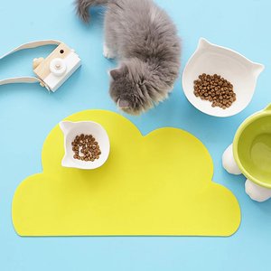 Happy & Polly Cloud Shaped Cat & Dog Food Mat, Yellow