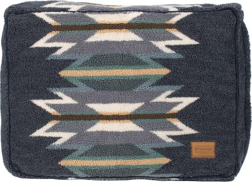 Show full view: Pendleton Wyeth Trail Berber Dog Bed, Wyeth Trail Oxford, Small slide 4 of 10