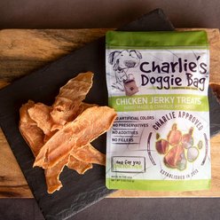 Charlie's Doggie Bag Chicken Jerky Dog Treats, 5-oz bag