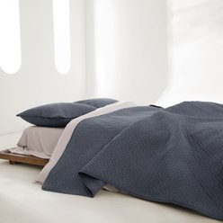 Slashop FURRFREE Quilt Set, Inkwell Grey, Full/Queen