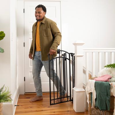 Show full view: Summer by Ingenuity Doorway 48W Series Dog Gate, Black slide 6 of 8