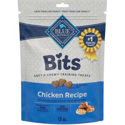 Blue Buffalo Blue Buffalo Blue Bits Tasty Chicken Recipe Soft-Moist Training Dog Treats, 19-oz bag