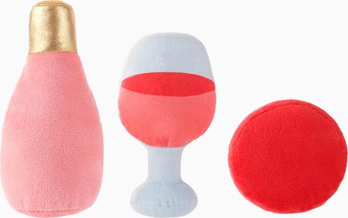 Show full view: HugSmart Pet Picnic Time Backyard Picnic Dog Toy slide 2 of 7