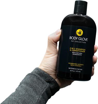 Show full view: Body Glove 2-in-1 Pet Shampoo & Conditioner, 16-fl oz bottle slide 2 of 4